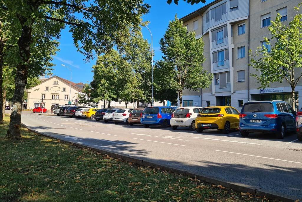 Le P'Tit Saint-Pierre - Centre Ville - Parking Pontarlier Exterior photo